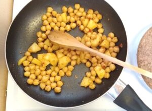 Aloo Chana Chaat Recipe